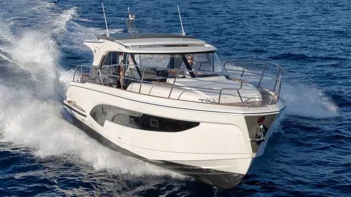 Official Marex 390 model image from Marex.