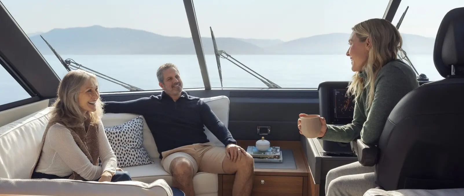 Official Maritimo enclosed flybridge 2026 image