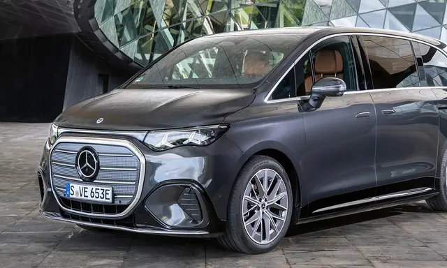 Mercedes VLE 400 4MATIC Adds 654km Range and 2.5-Tonne Towing to Electric Family Travel