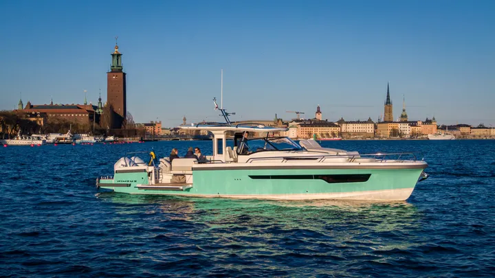 Official Nimbus Sport Tender 42 model image from Nimbus Boats.