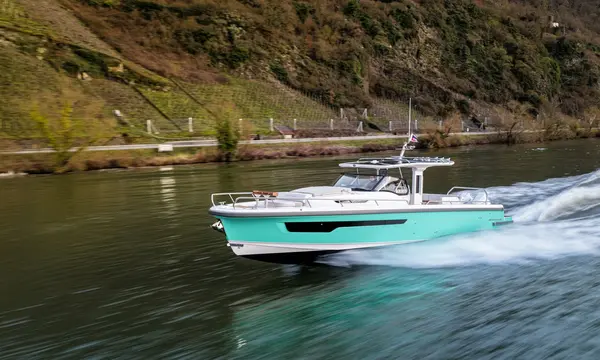Nimbus Sport Tender 42 Extends 2026 Show-Season Push