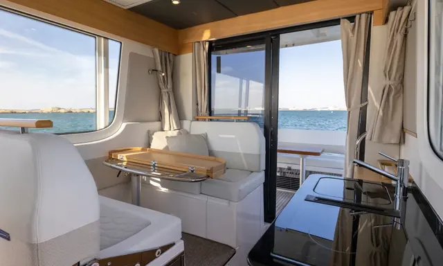 Nimbus Sport Coupé 42 Targets All-Weather 12.7m Cruising