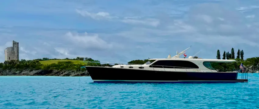 Official image supplied by Palm Beach Motor Yachts.