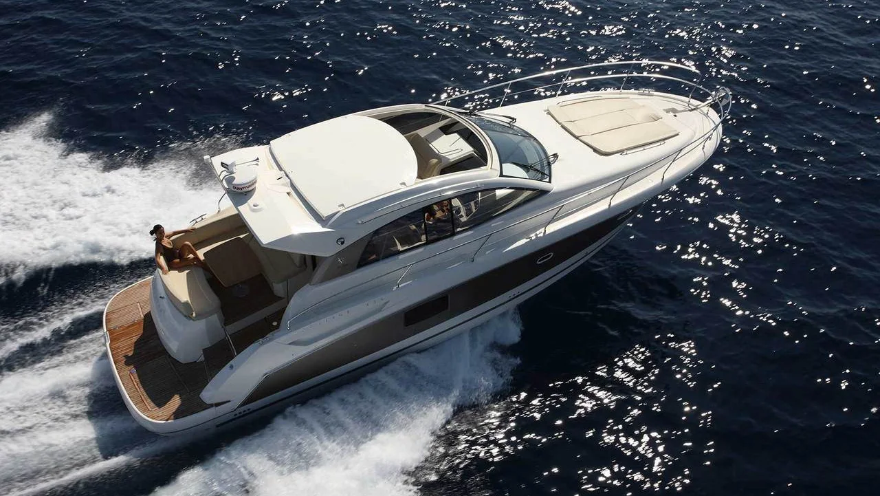 Official PRESTIGE 440S model image from Prestige Yachts.