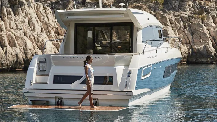 Official PRESTIGE 460S model image from Prestige Yachts.