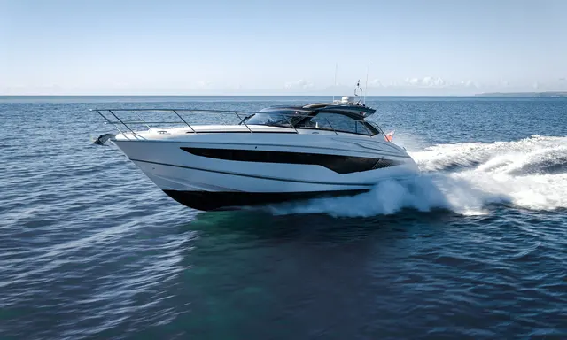 Princess V40 60th Anniversary Edition Keeps 12.98m Sports Yacht at 36 Knots