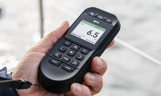 Raymarine RCU-1 Adds Wireless Autopilot Control and MOB Response