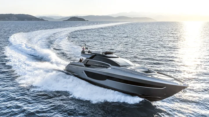 Official Riva 76' Perseo Super model image from Riva.