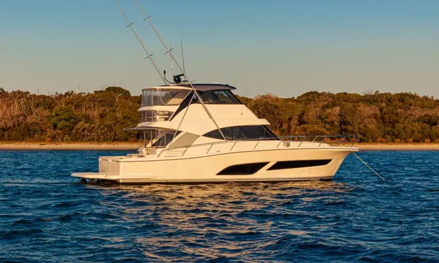 Riviera 50 Sports Motor Yacht Joins FLIBS 2026
