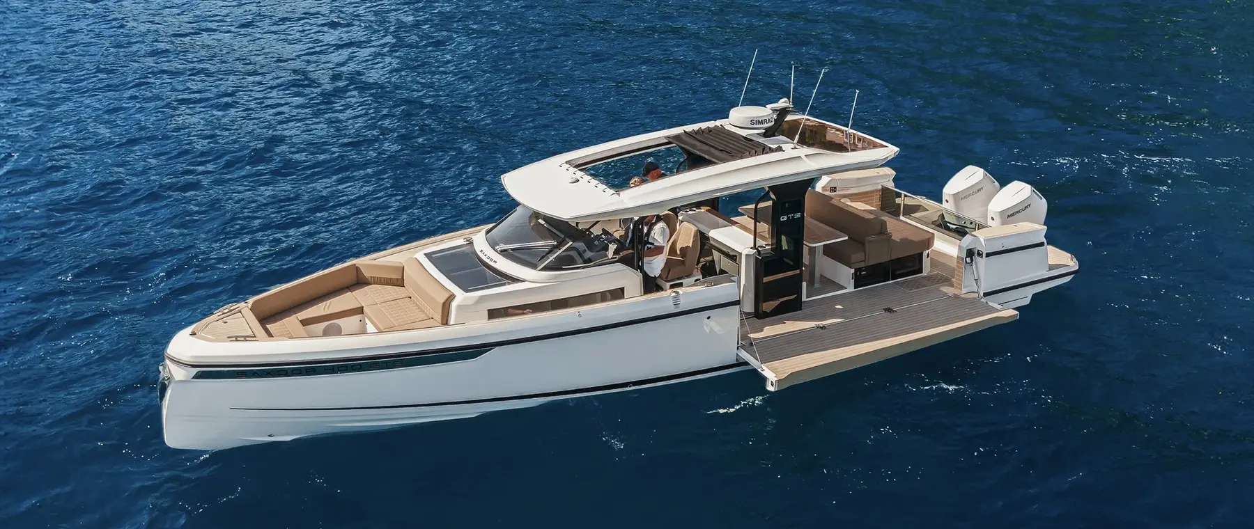 Official Saxdor 400 GTS model image from Saxdor Yachts.