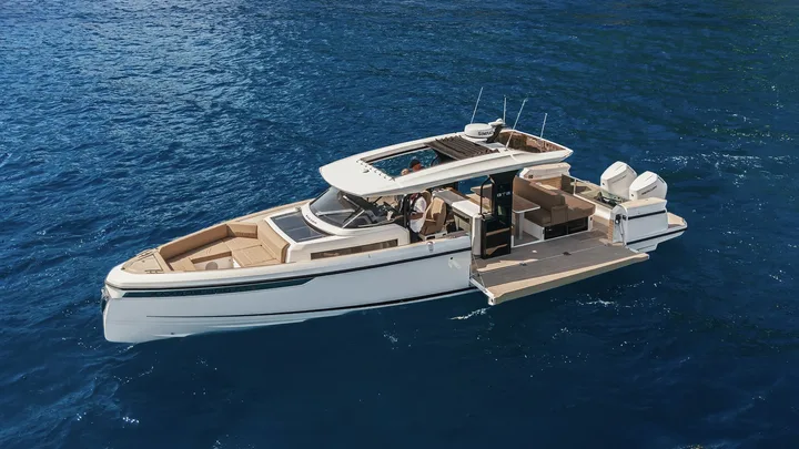 Official Saxdor 400 GTS model image from Saxdor Yachts.