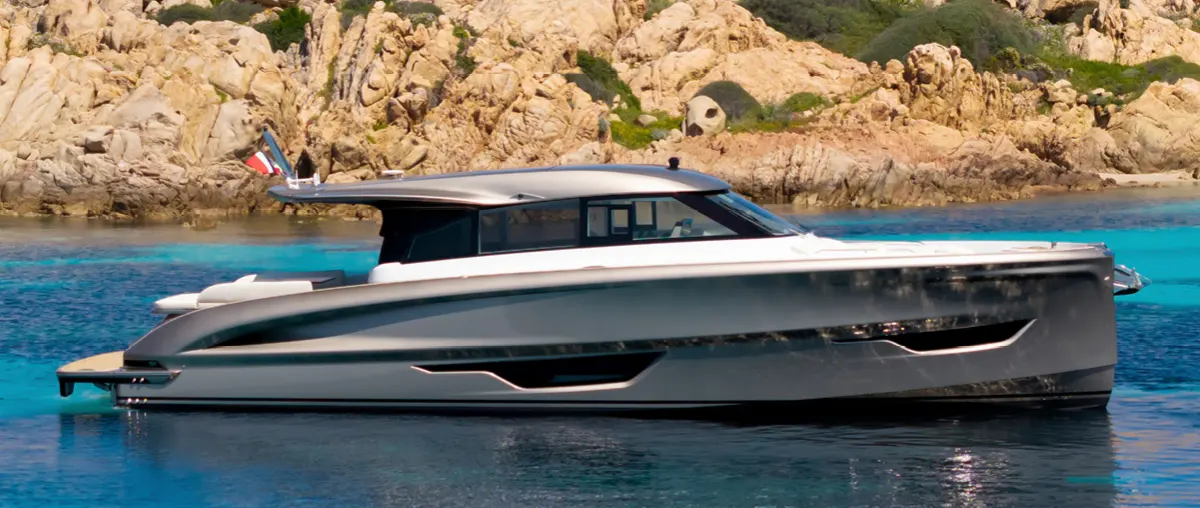 Solaris Power 52 Coupé Makes a 16.2m Yacht Feel Like a Much Larger Weekender