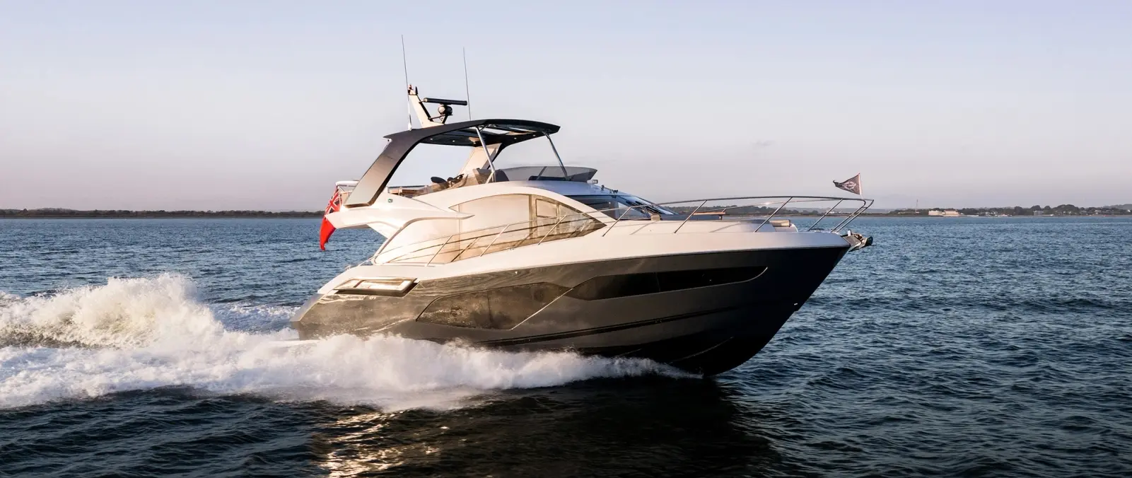 Official Sunseeker Manhattan 68 model image from Sunseeker.