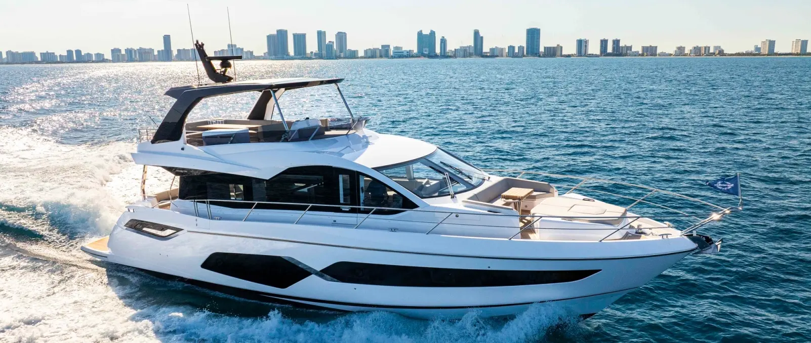 Official Sunseeker Manhattan 56 model image from Sunseeker.