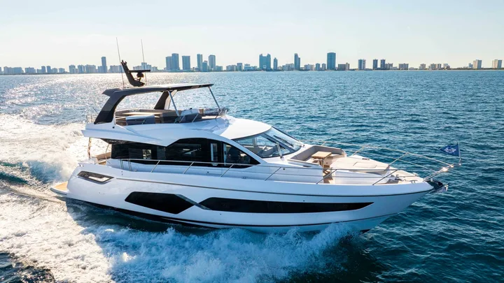 Official Sunseeker Manhattan 56 model image from Sunseeker.
