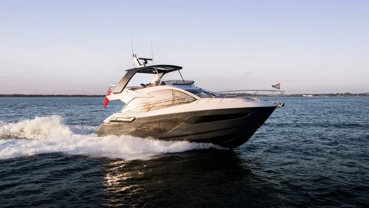 Official Sunseeker Manhattan 68 model image from Sunseeker.