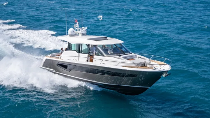 Official Tiara EX 54 model image from Tiara Yachts.