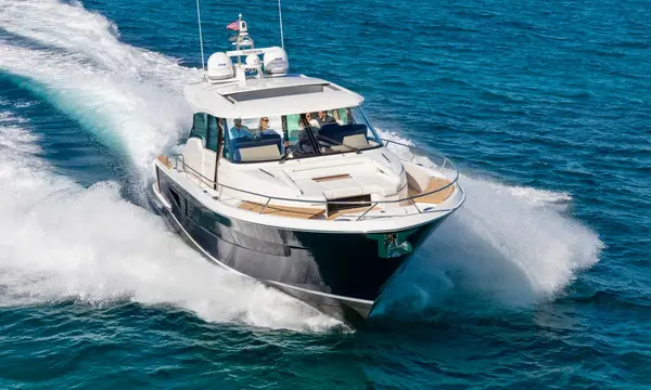 Tiara EX 60 Enters 2026 With New Buyers Guide and Flexible 18m Inboard Platform