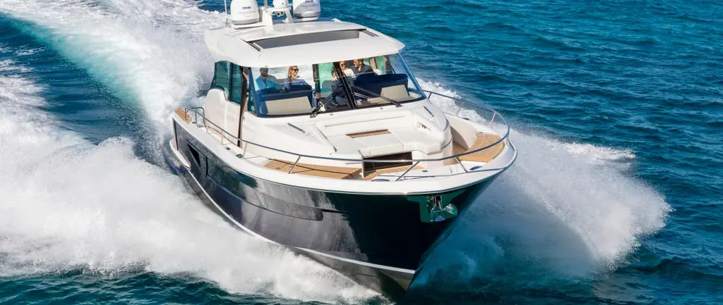 Official Tiara EX 60 model image from Tiara Yachts.