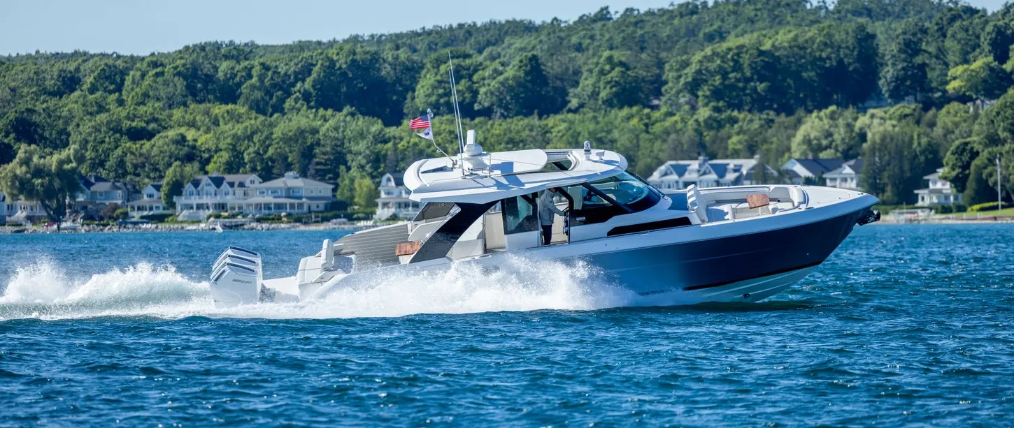 Tiara 46 LS Lets One Yacht Become an Entertainer, Adventure Boat or Retreat