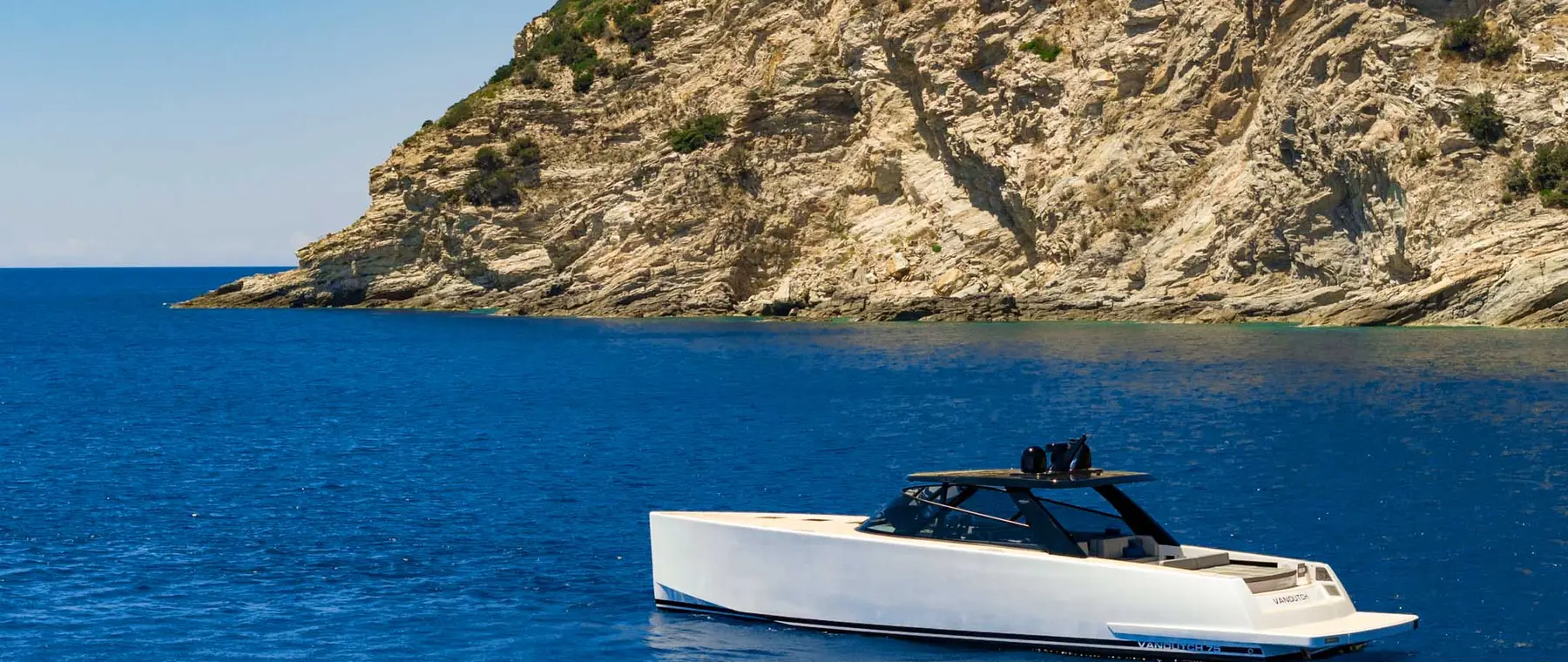 VanDutch 75 — official exterior image