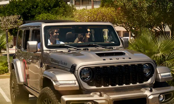 Vanquish and BRUTE Create Matching VQ55 and Jeep in Ibiza