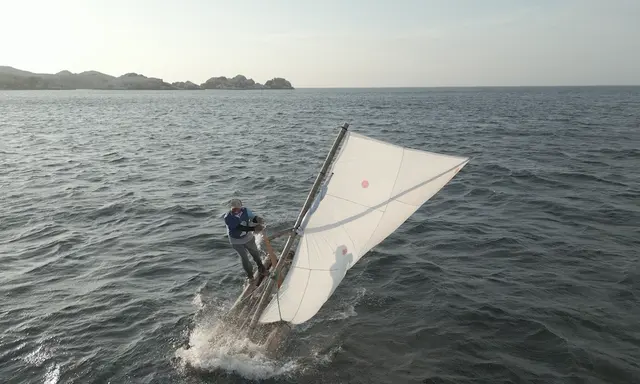 51ft Sloop Manu Uses 1.5kW Solar and Lithium for Low-Engine Circumnavigation
