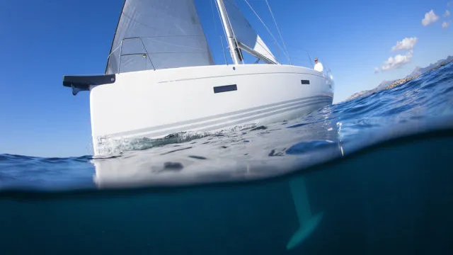 Official X-402 model image from X-Yachts.