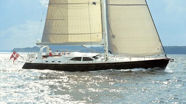 Official X-73 model image from X-Yachts.