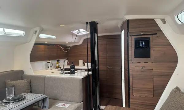 X-Yachts Details Removable Race-and-Cruise Interior for XR 41