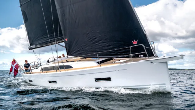 Official X4⁰ model image from X-Yachts.
